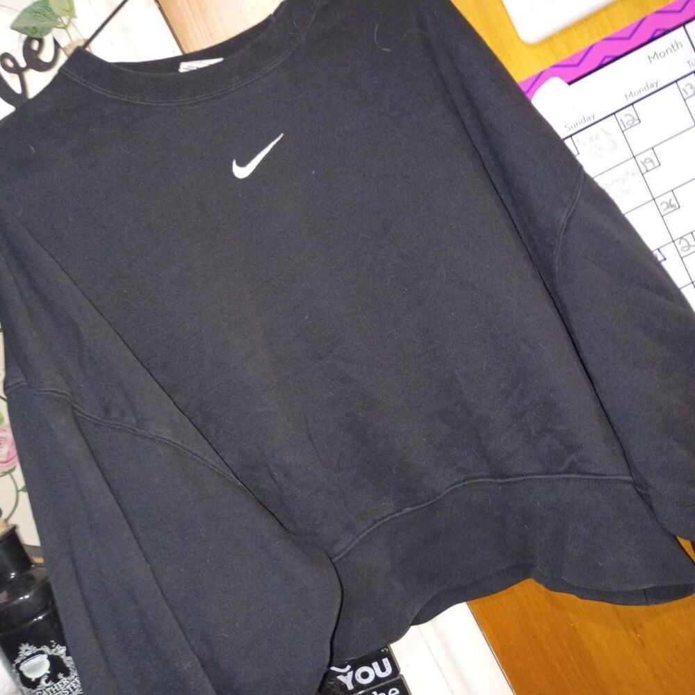 Nike Women's Black and Grey Sweatshirt
